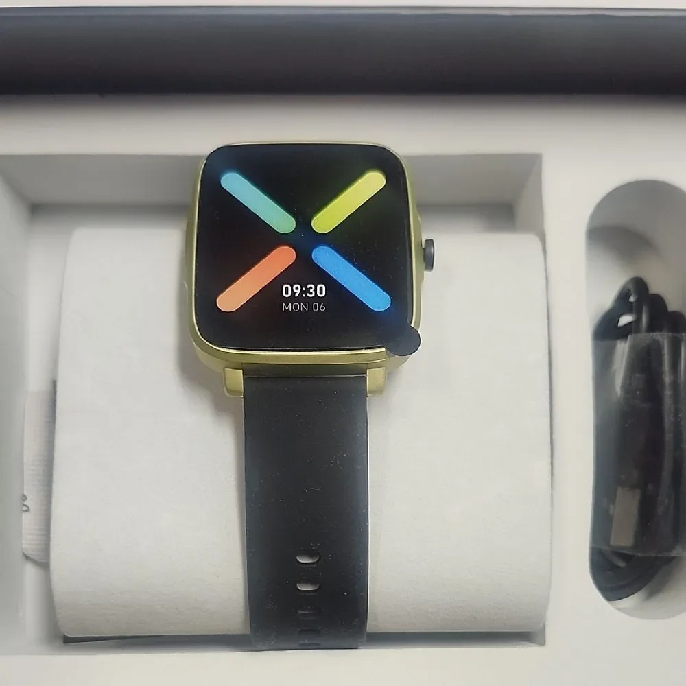 Kessaris Smart Watch With Charger